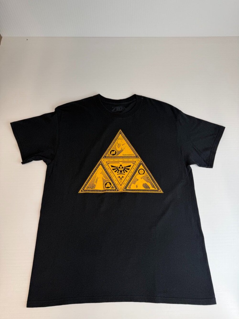 Legend Of Zelda Shirt Men Large Triforce Nintendo 2020 Collect Work Party Gym Ex